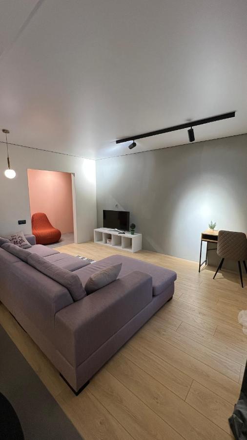 2 Room Modern Apartment View Dnipro Exterior photo